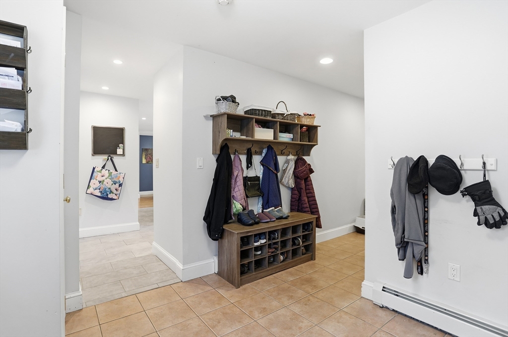 28 Hume Road Bedford, MA 01730 - Photo 20 of 42