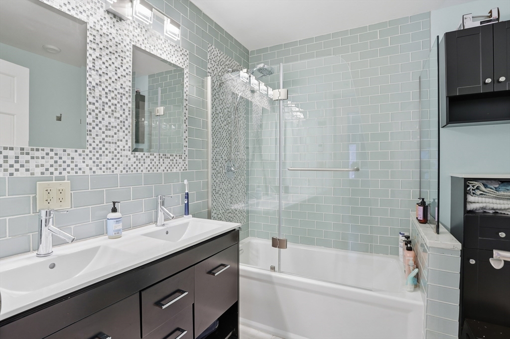 28 Hume Road Bedford, MA 01730 - Photo 27 of 42