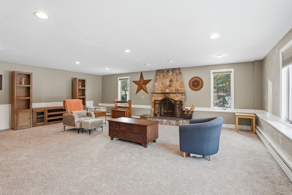 28 Hume Road Bedford, MA 01730 - Photo 31 of 42