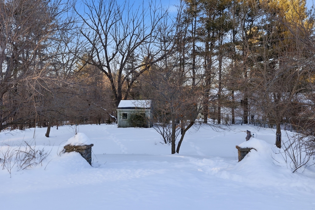 28 Hume Road Bedford, MA 01730 - Photo 36 of 42