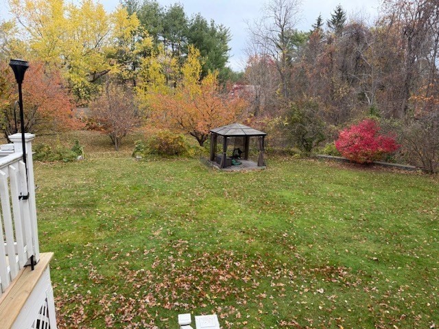 28 Hume Road Bedford, MA 01730 - Photo 37 of 42