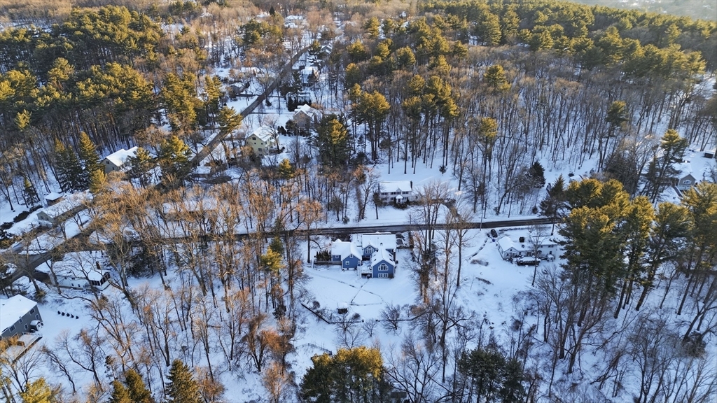 28 Hume Road Bedford, MA 01730 - Photo 41 of 42