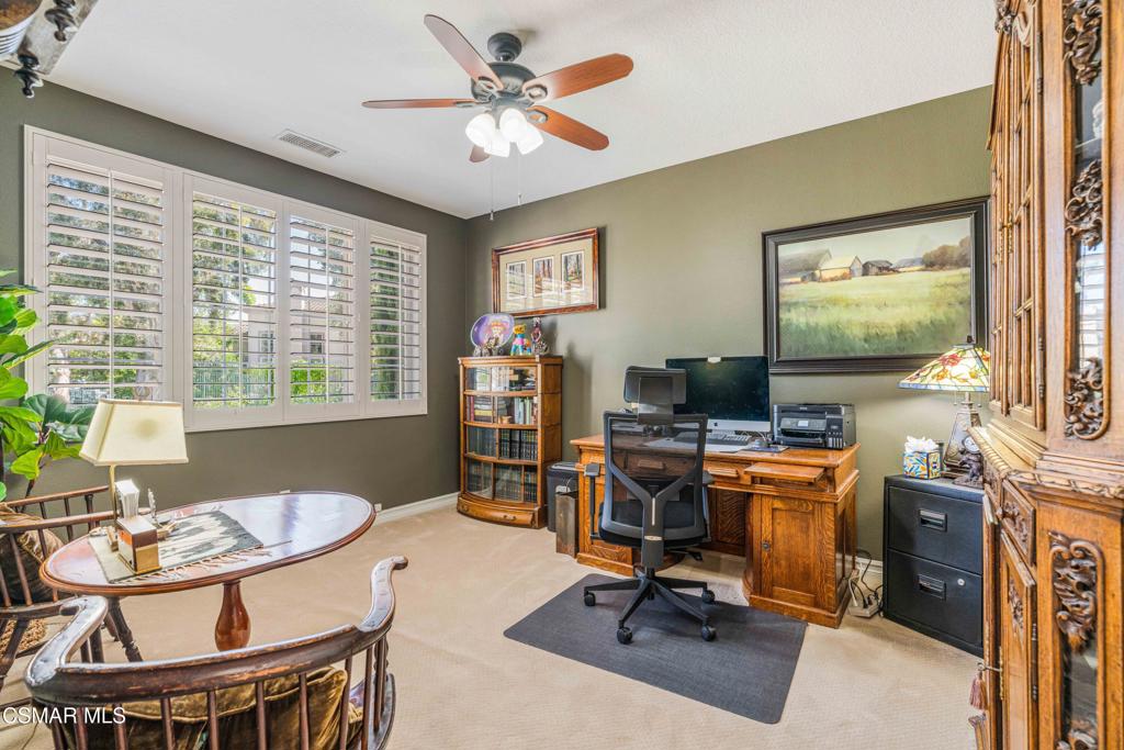 669 Noble Road Simi Valley, CA 93065 - Photo 33 of 71