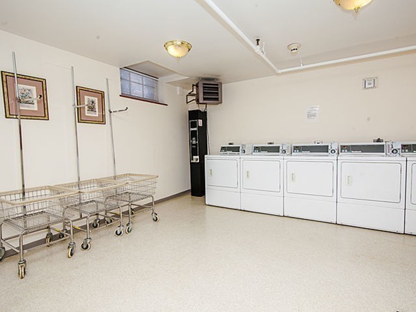 60 Glen Road, Unit 111 Brookline, MA 02445 - Photo 17 of 21 Gallery Image 17