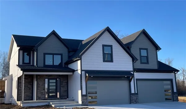 $594,900 | 7901 Hoot Owl Street, Blue Springs, MO 64014