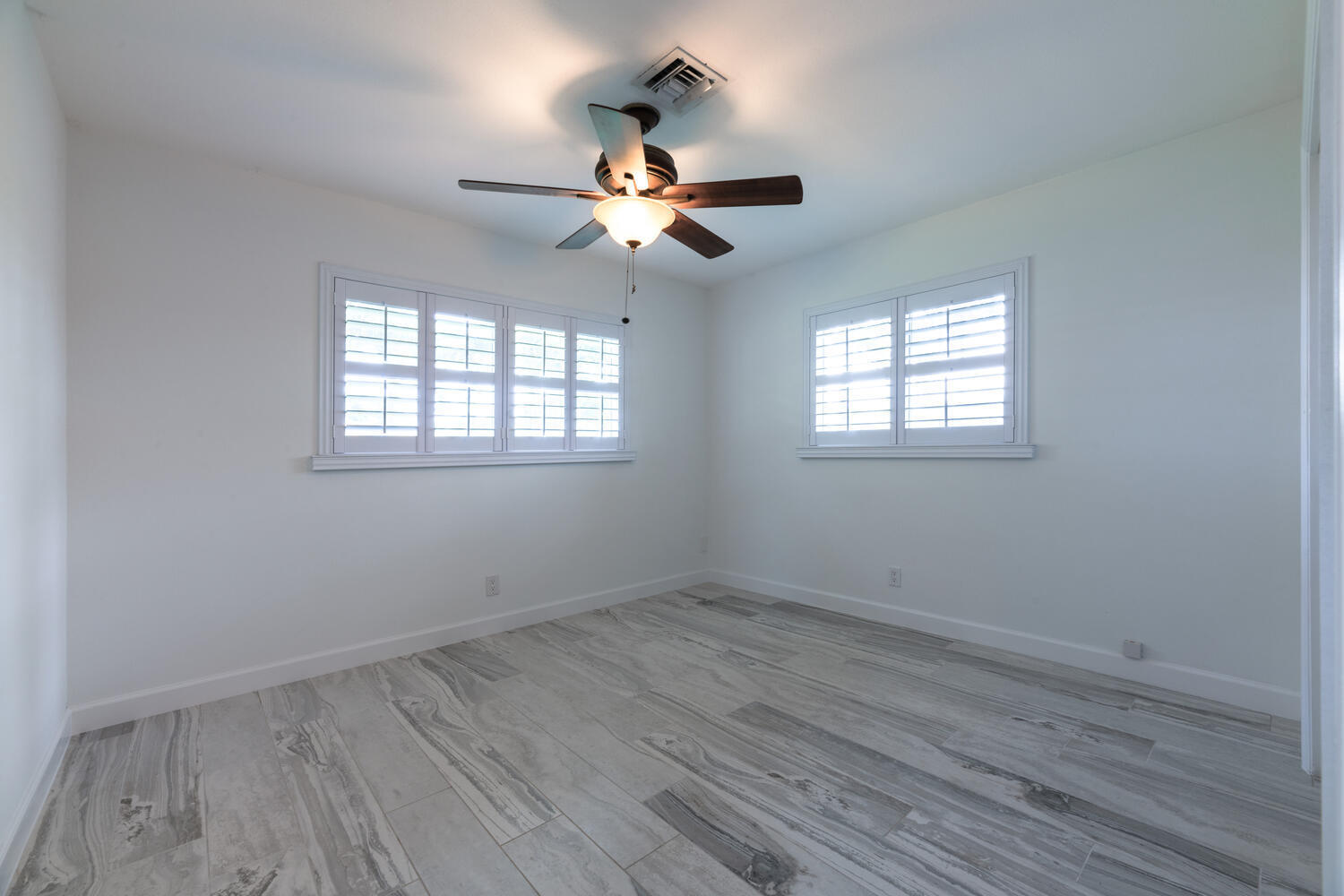 130 Gulfstream Road North Palm Beach, FL 33408 - Photo 28 of 36 130 Gulfstream Rd North Palm-large-028-0