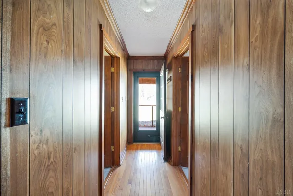 $468,500 | 1095 Campbells Mountain Road, Tyro, VA 22976