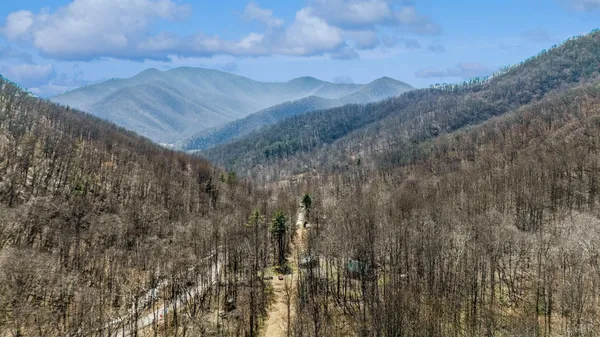 $468,500 | 1095 Campbells Mountain Road, Tyro, VA 22976