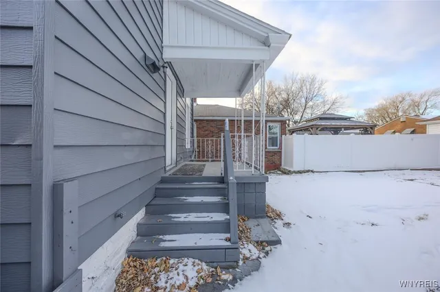 $194,900 | 2658 Niagara Avenue, Niagara Falls, NY 14305