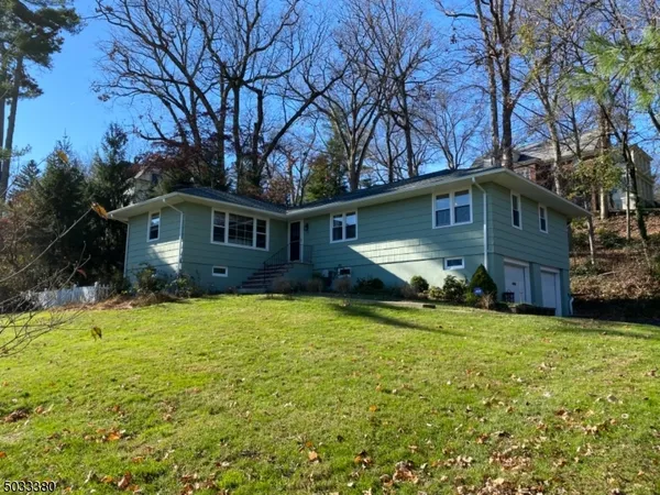 $4,600 | 28 Edgehill Avenue, Chatham, NJ 07928