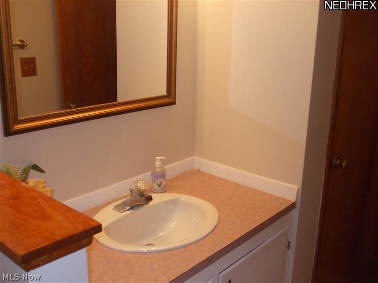 1508 Meister Road Lorain, OH 44053 - Photo 16 of 18 Gallery Image 16