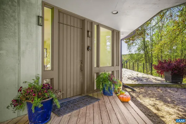 $1,850,000 | 5498 Wyant Lane, Charlottesville, VA 22903