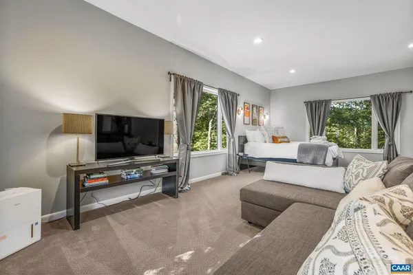 $1,850,000 | 5498 Wyant Lane, Charlottesville, VA 22903