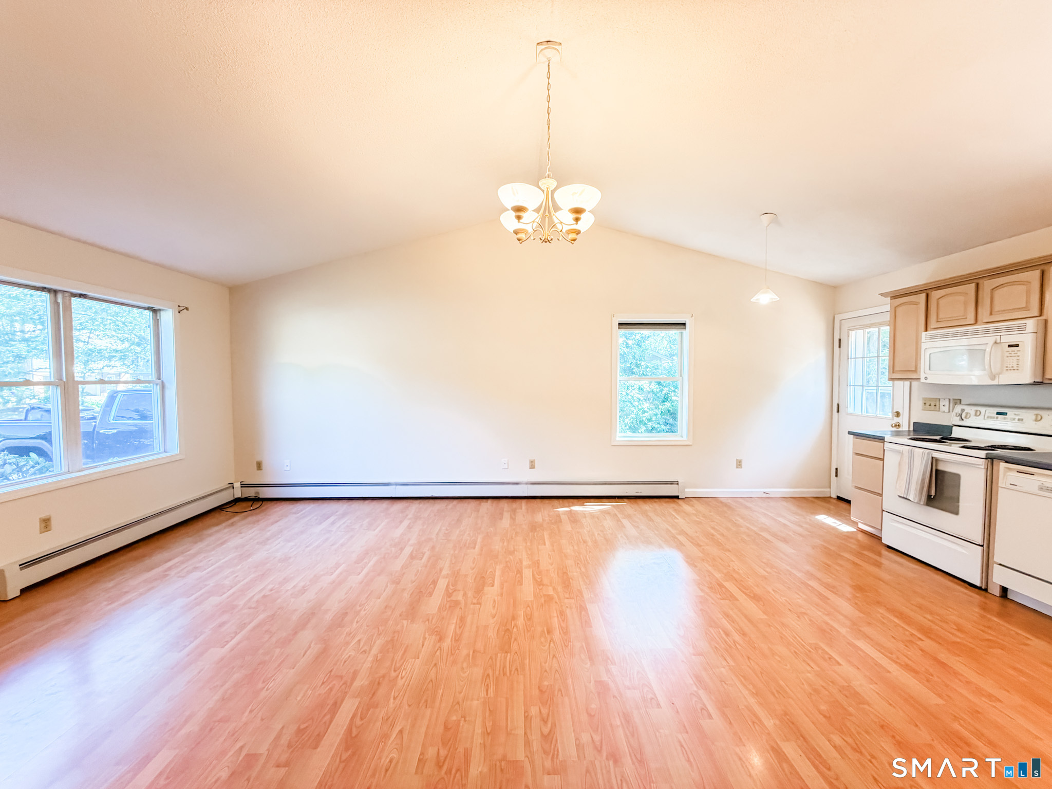 19 Nelson Street Brooklyn, CT 06234 - Photo 6 of 21