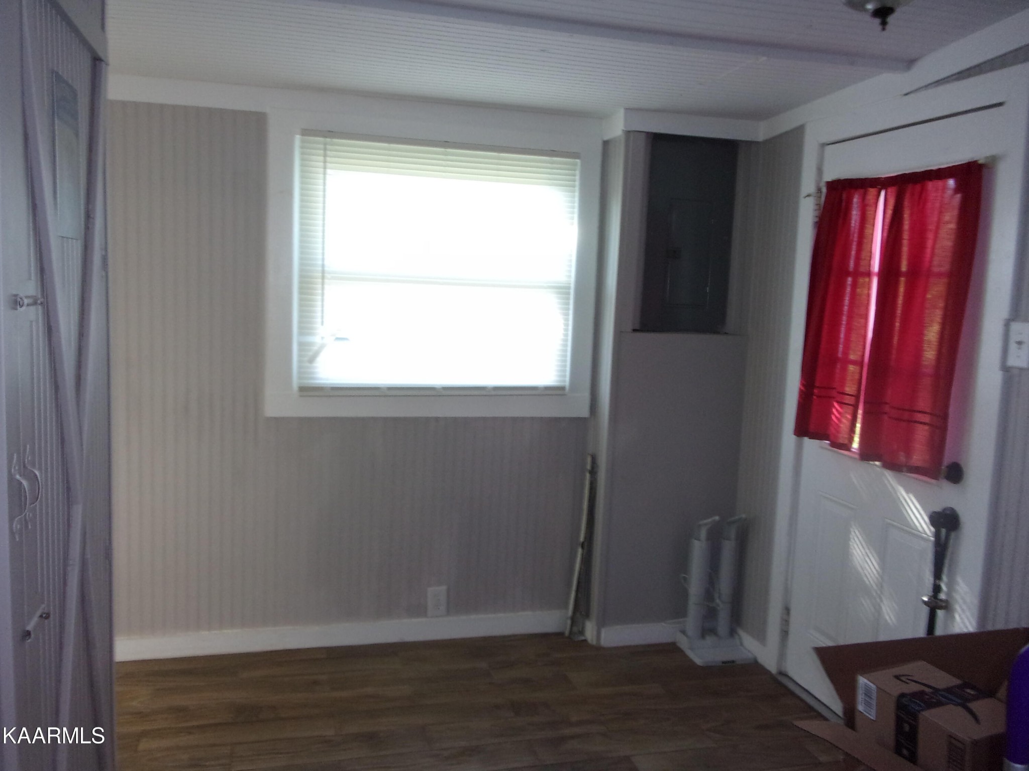 911 Rosedale Avenue Loudon, TN 37774 - Photo 12 of 14 Gallery Image 12