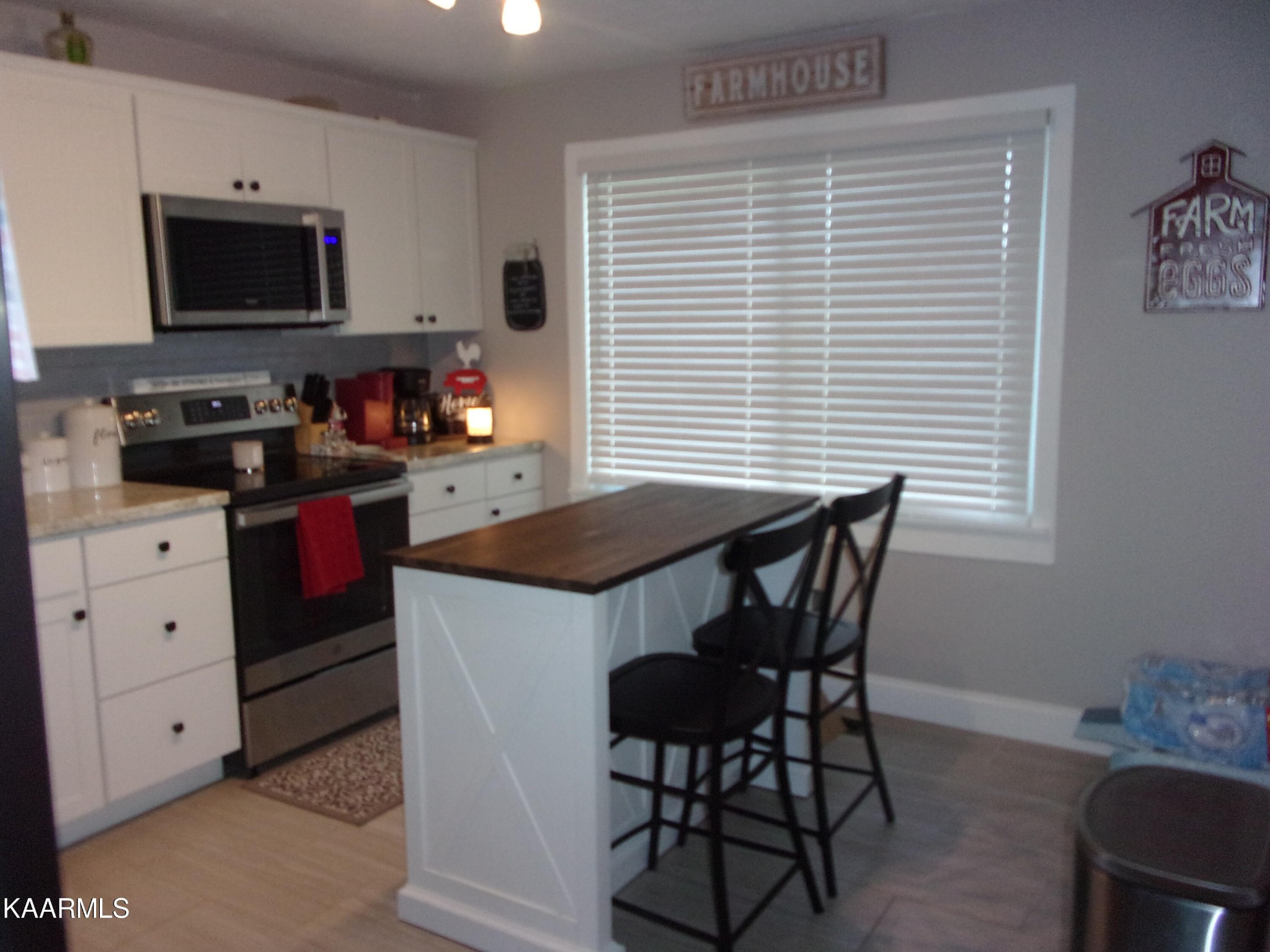 911 Rosedale Avenue Loudon, TN 37774 - Photo 5 of 14 Gallery Image 5