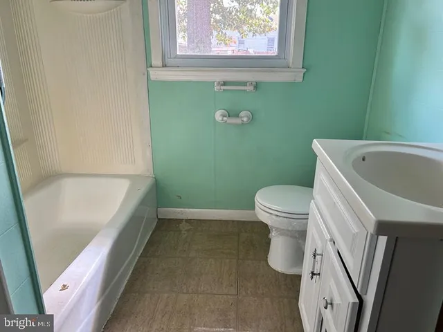 $270,000 | 2506 State Rd., Croydon, PA 19021