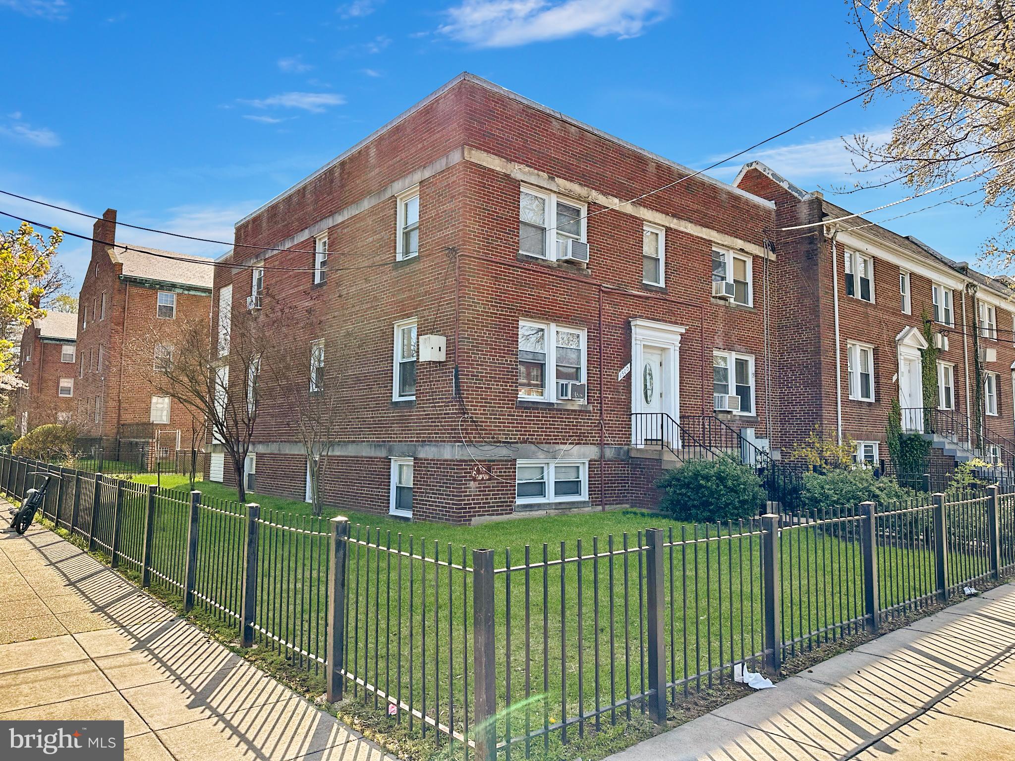 1500 18th Street Southeast Washington, DC 20020 - Photo 1 of 45