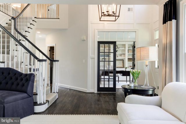 $2,500,000 | 1412 Kurtz Road, McLean, VA 22101