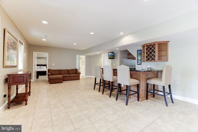 $2,500,000 | 1412 Kurtz Road, McLean, VA 22101