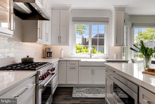 $2,500,000 | 1412 Kurtz Road, McLean, VA 22101