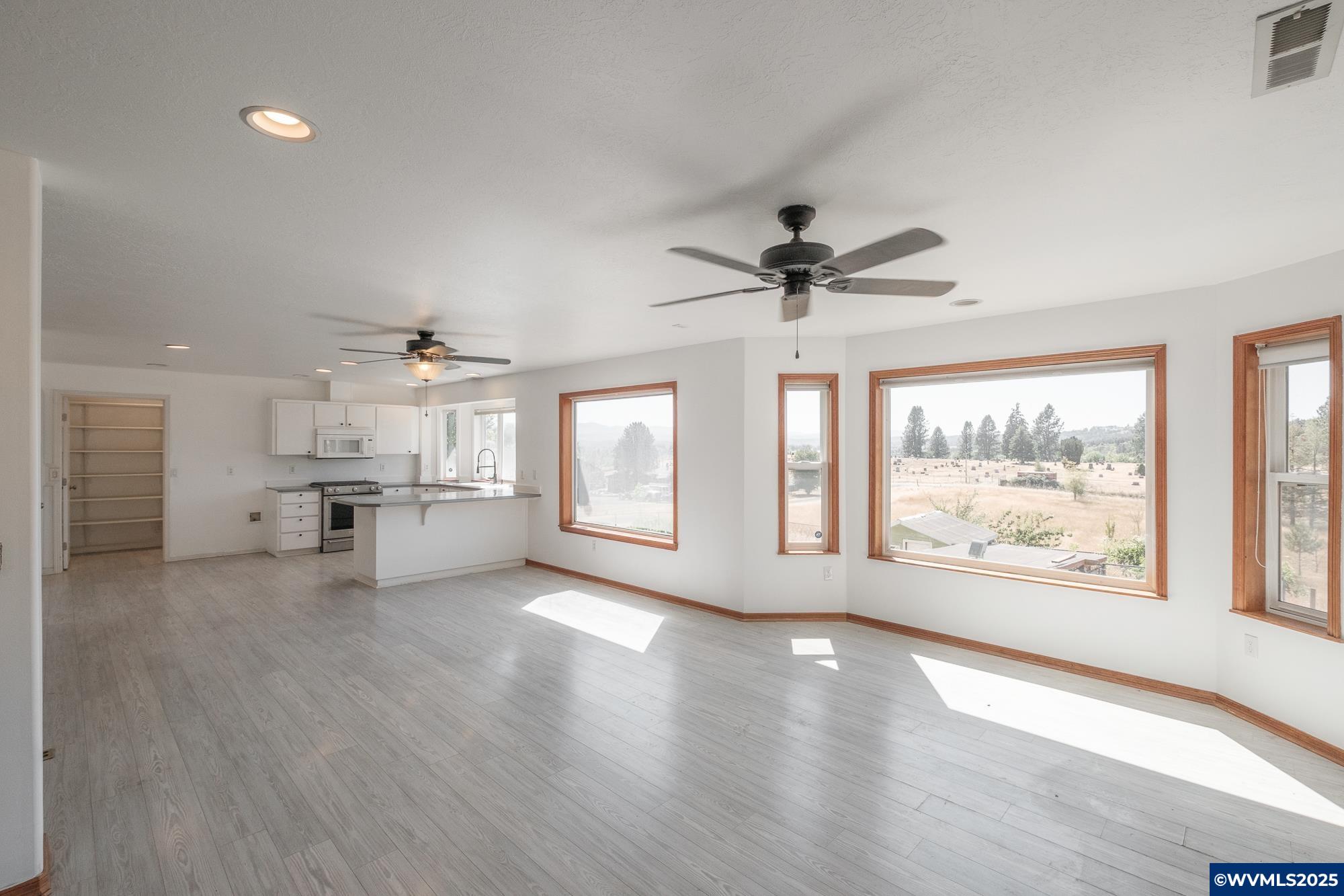 21000 Southwest Canyon Road Sheridan, OR 97378 - Photo 27 of 47 Gallery Image 27