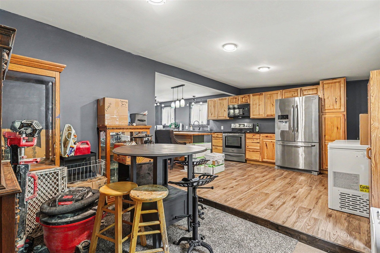 10204 Bellevue Road Battle Creek, MI 49014 - Photo 12 of 23
