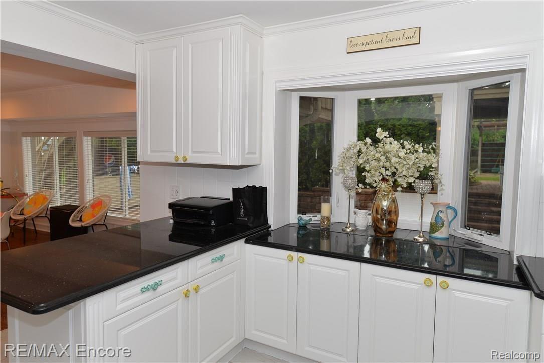 3523 Mann Road Clarkston, MI 48346 - Photo 63 of 86 3523 Mann Rd Waterford (155).JPG