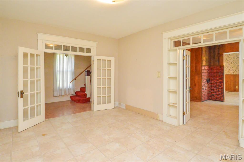 2387 Alby Street Alton, IL 62002 - Photo 11 of 33