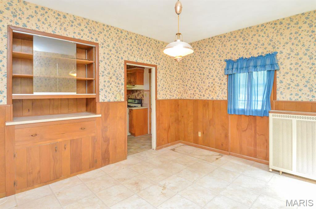 2387 Alby Street Alton, IL 62002 - Photo 15 of 33