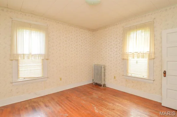 $20,000 | 2387 Alby Street, Alton, IL 62002