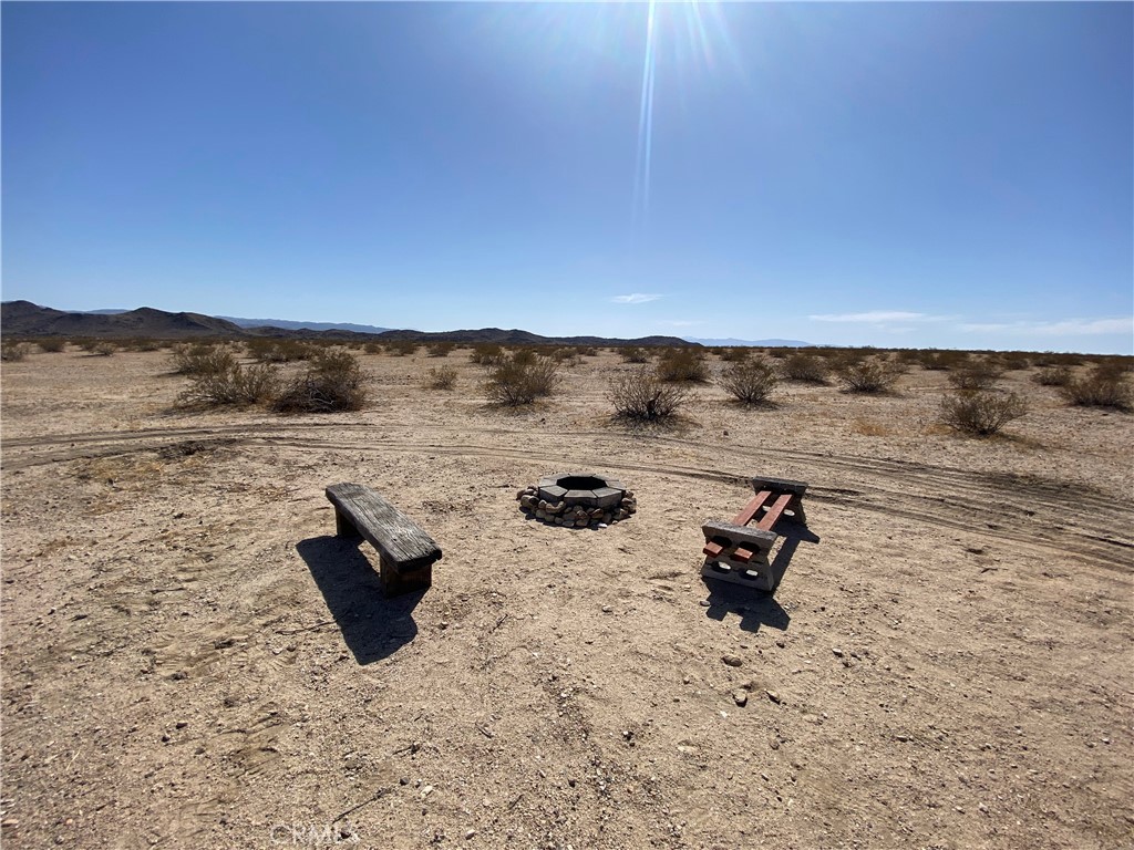 0 Windsong Joshua Tree, CA 92252 - Photo 5 of 6 a view of ocean with beach