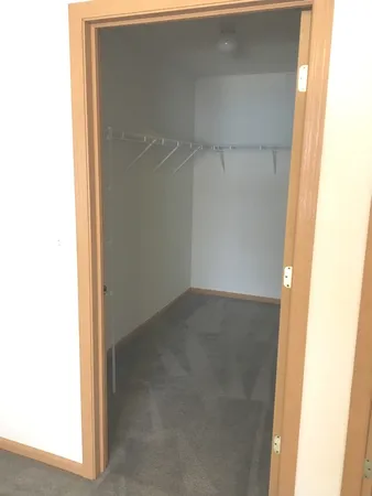 $2,100 | 122 Bertram Drive, Unit A, Yorkville, IL 60560