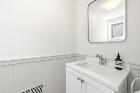 $2,195,000 | 120 Brite Avenue, Scarsdale, NY 10583