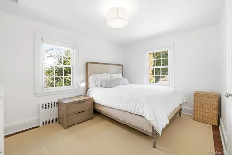 $2,195,000 | 120 Brite Avenue, Scarsdale, NY 10583