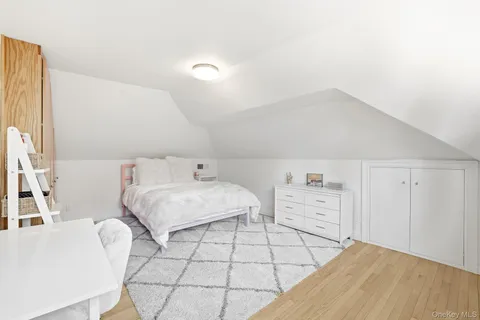 $2,195,000 | 120 Brite Avenue, Scarsdale, NY 10583