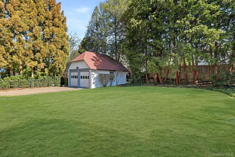 $2,195,000 | 120 Brite Avenue, Scarsdale, NY 10583