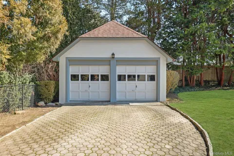 $2,195,000 | 120 Brite Avenue, Scarsdale, NY 10583