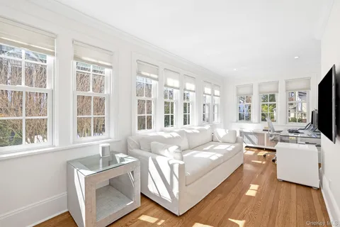 $2,195,000 | 120 Brite Avenue, Scarsdale, NY 10583