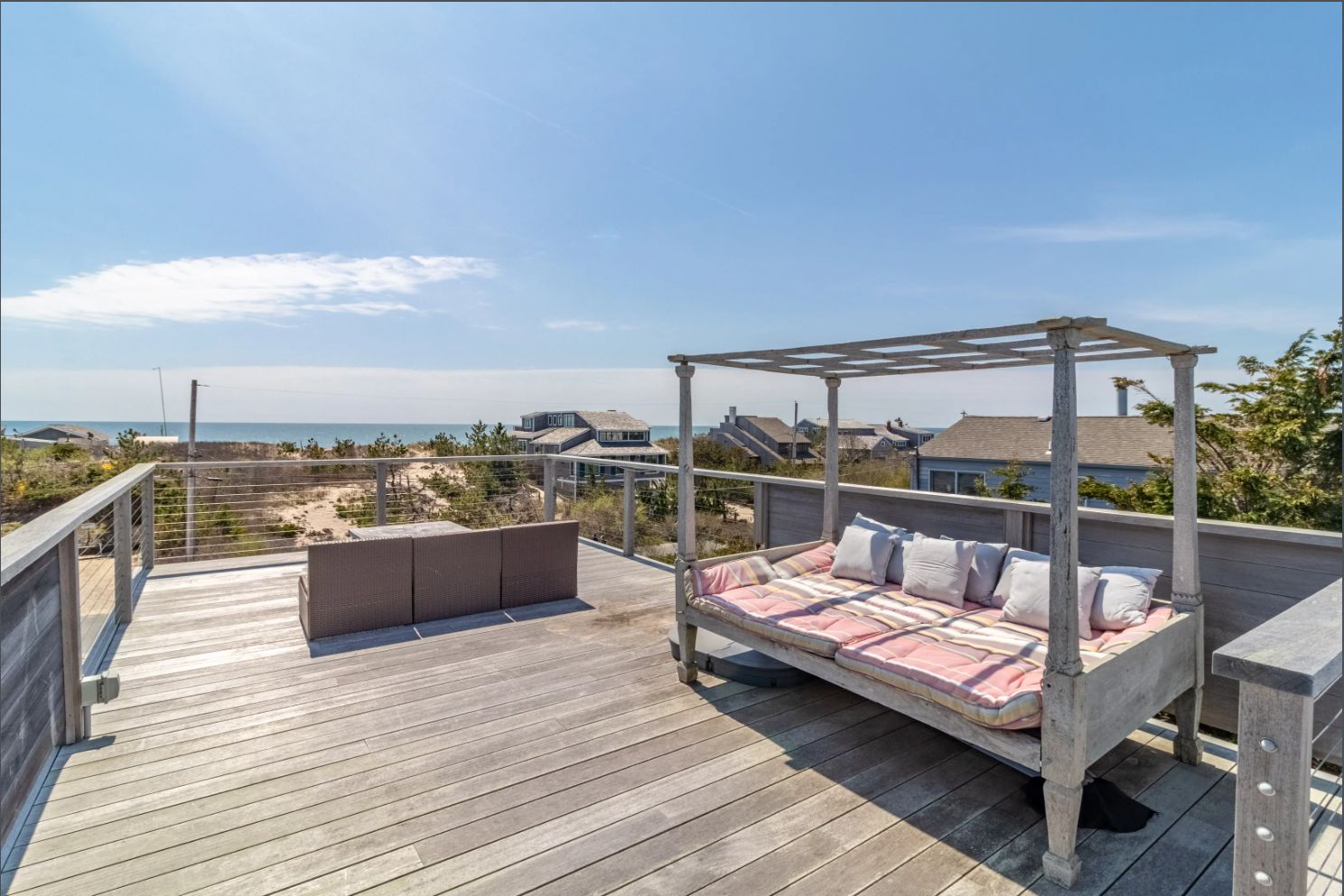 23 Shore Road Amagansett, NY 11930 - Photo 12 of 24 Gallery Image 12