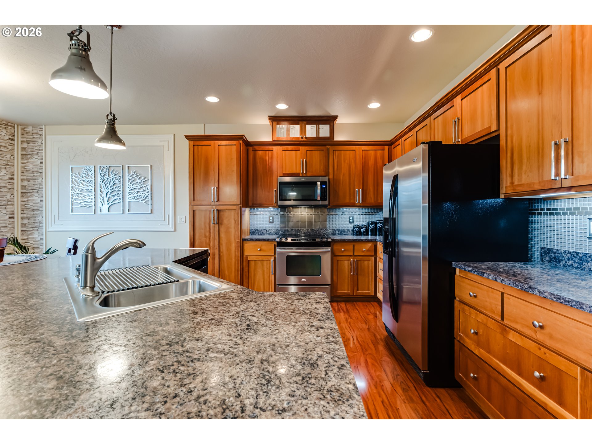1016 Fieldcrest Avenue Junction City, OR 97448 - Photo 9 of 28 Kitchen