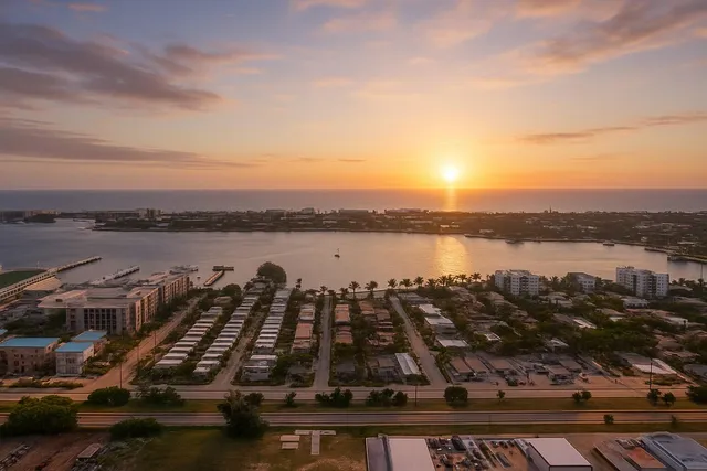 $259,000 | 720 North Dixie Highway, Unit 303, Lantana, FL 33462