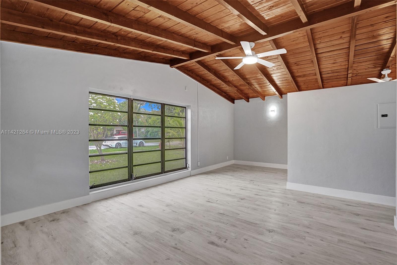434 Southwest 22nd Terrace Fort Lauderdale, FL 33312 - Photo 6 of 15 a view of an empty room with a garage