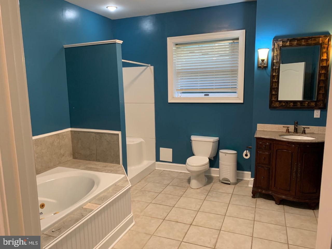 13120 Esworthy Road Potomac, MD 20854 - Photo 3 of 4