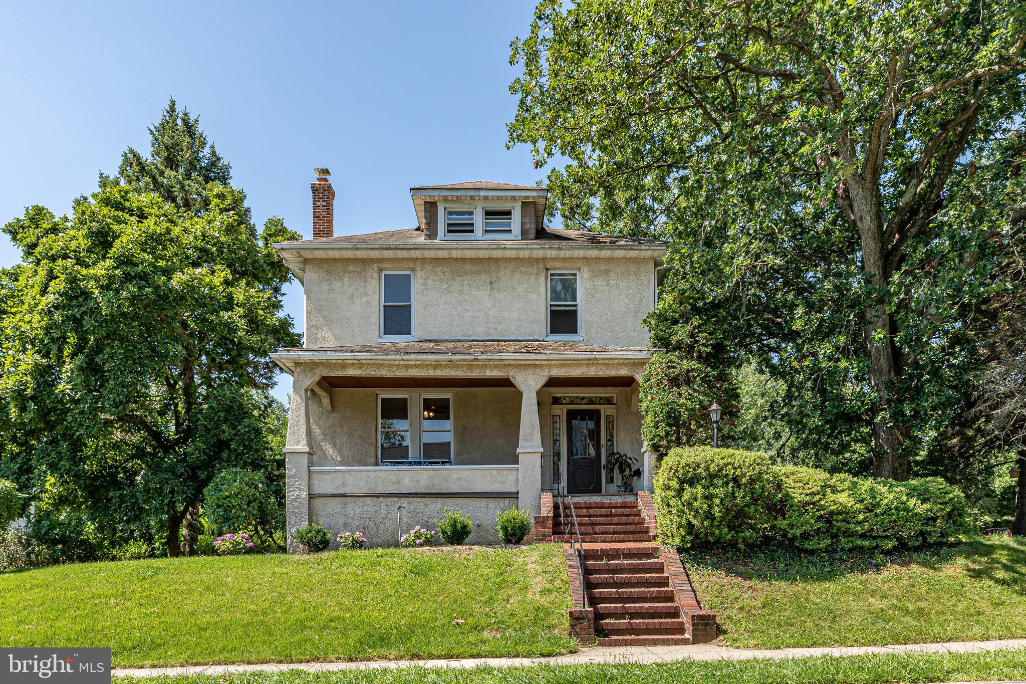 648 Orpington Road Baltimore, MD 21229 - Photo 1 of 46