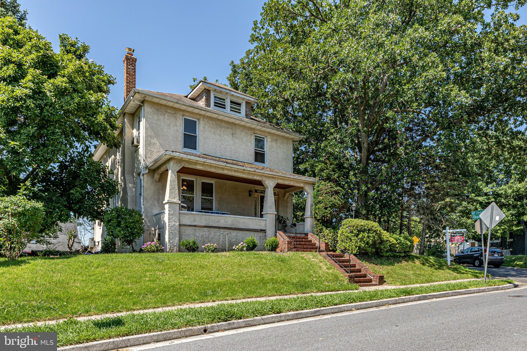 648 Orpington Road Baltimore, MD 21229 - Photo 2 of 46