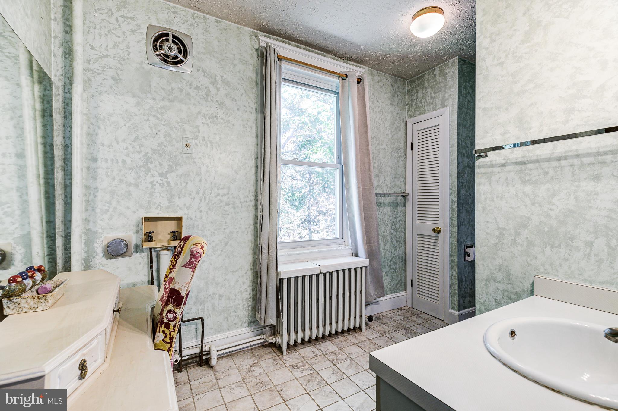 648 Orpington Road Baltimore, MD 21229 - Photo 30 of 46