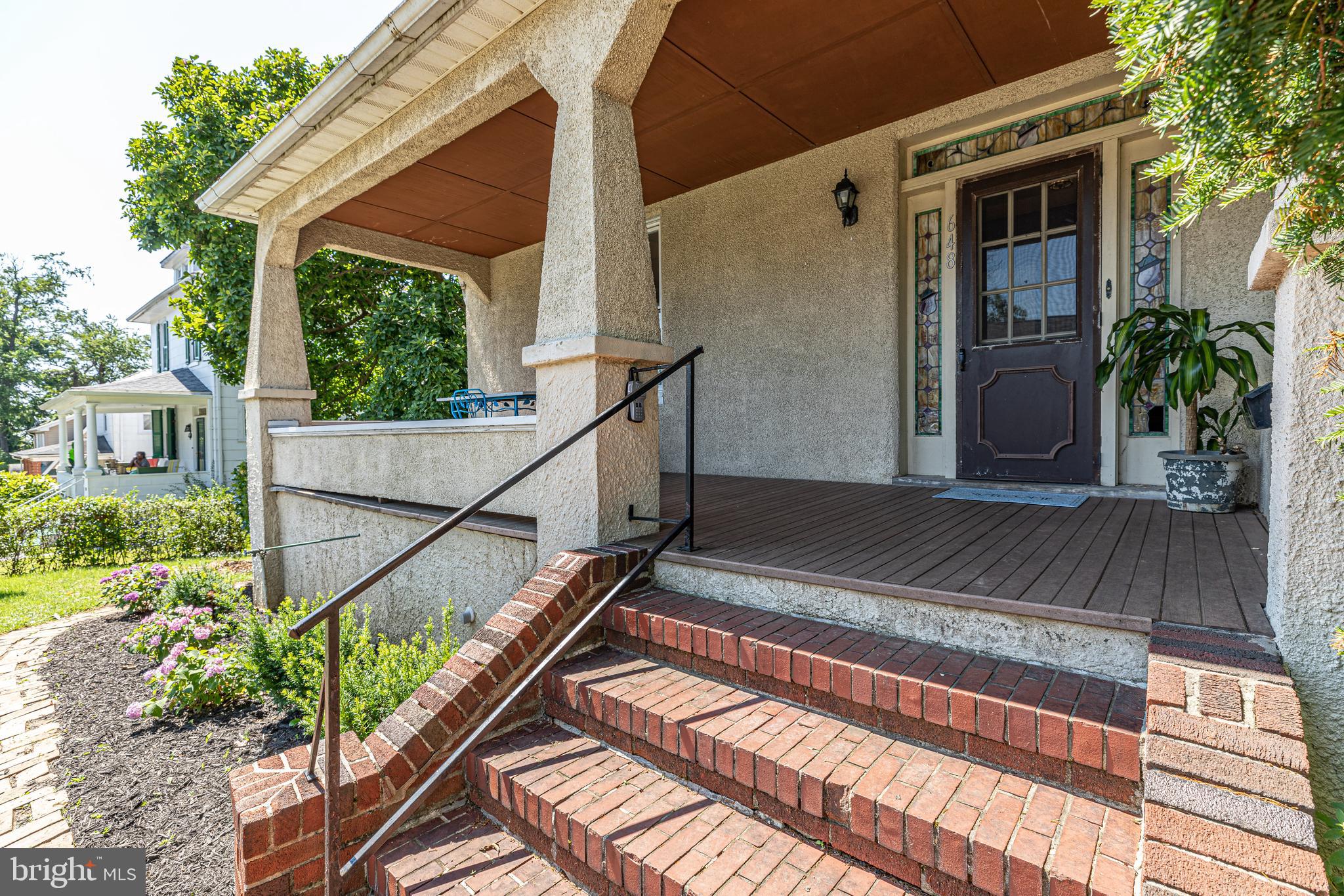 648 Orpington Road Baltimore, MD 21229 - Photo 4 of 46
