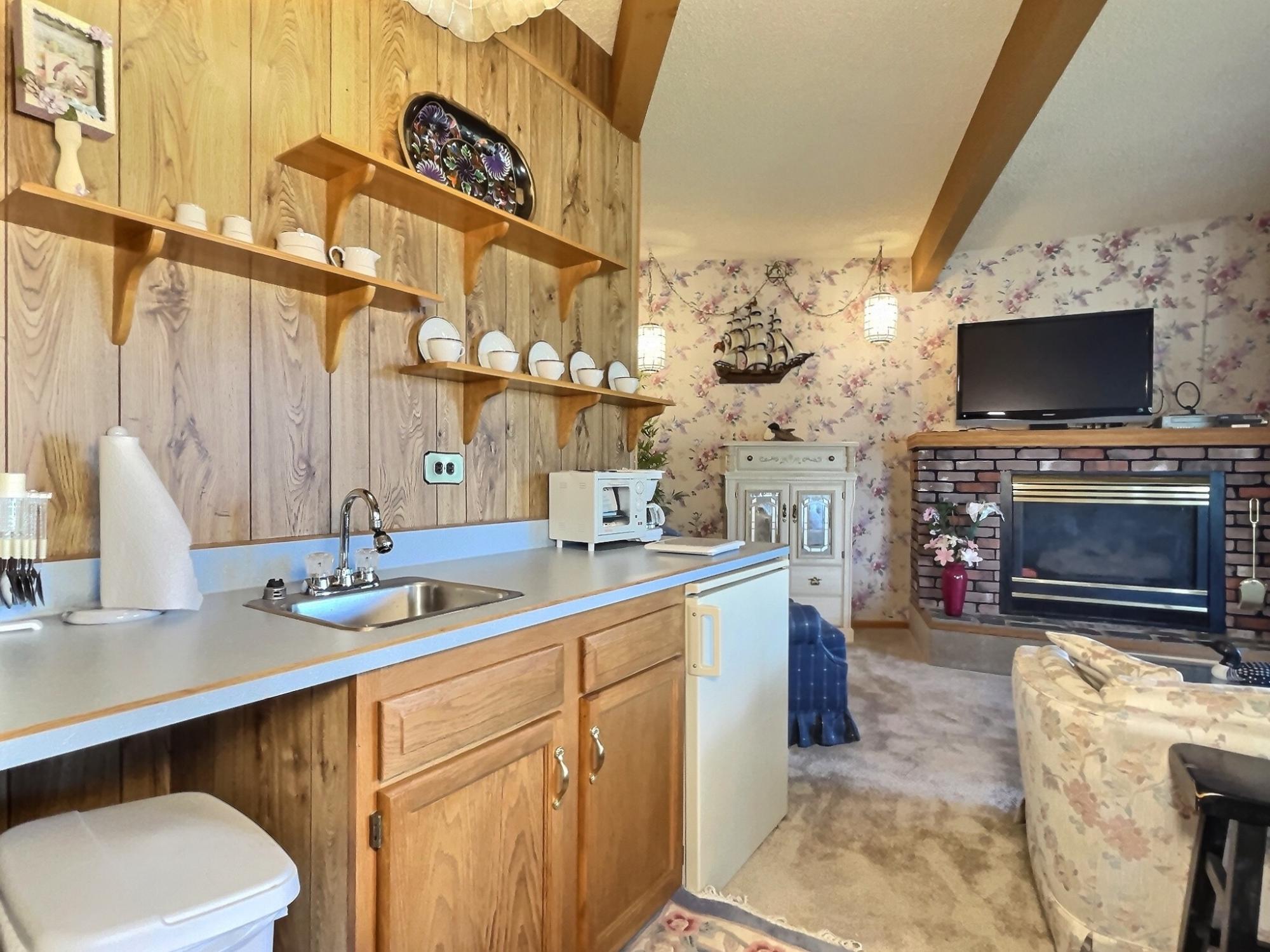 813 Silver Lake Road Eagle River, WI 54521 - Photo 20 of 30 Gallery Image 20
