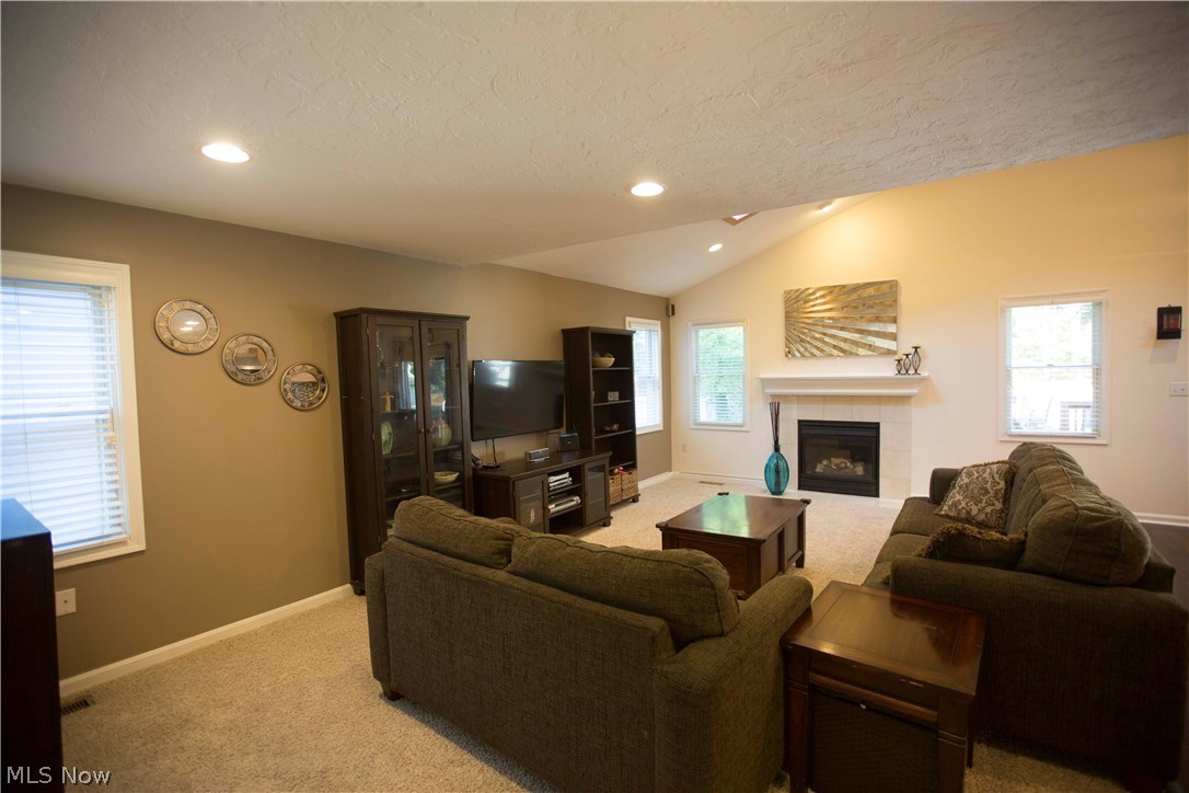 1752 Edgefield Road Lyndhurst, OH 44124 - Photo 8 of 34